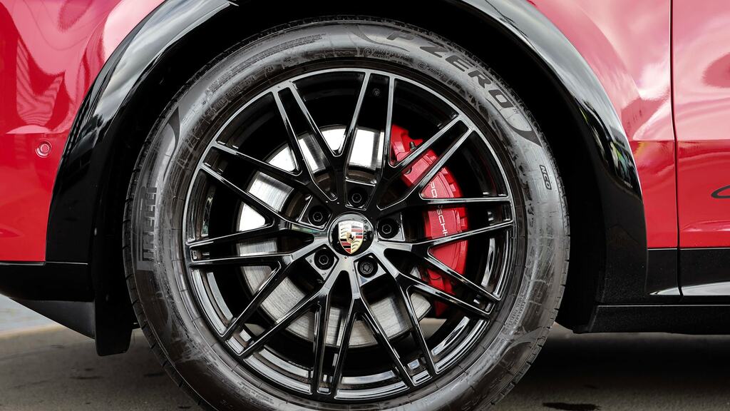 Porsche Cayenne Gts Tiptronic S 5 Seat SD74URU Red #4