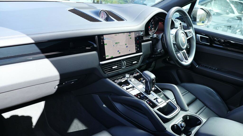 Porsche Cayenne Platinum Edition Tiptronic S SH23LXV White #3