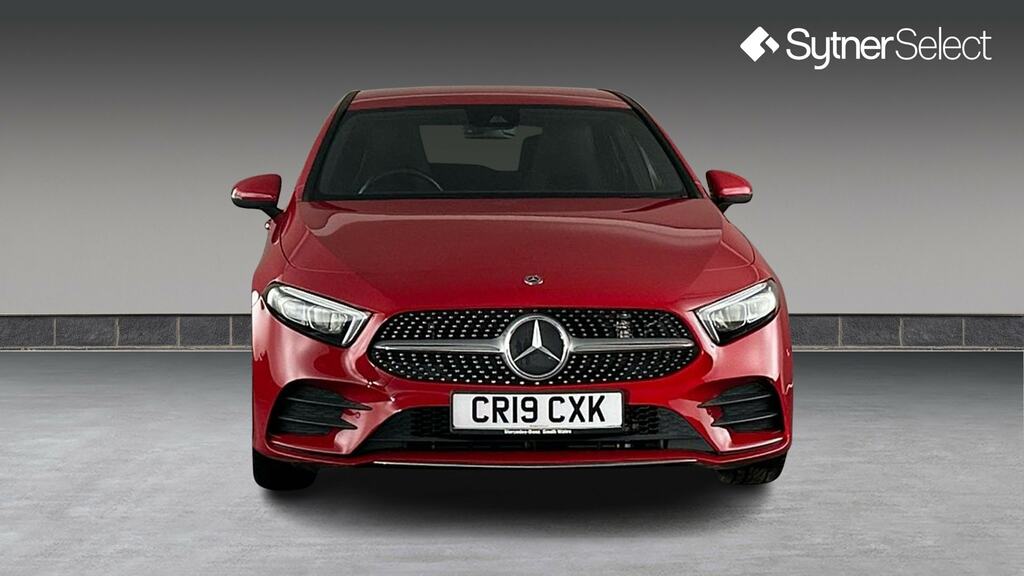 Mercedes-Benz A Class A200 Amg Line Executive CR19CXK Red #4