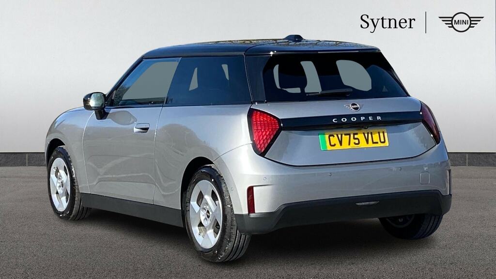 Mini Hatch 135Kw E Classic Level 2 41Kwh CV75VLU Silver #2