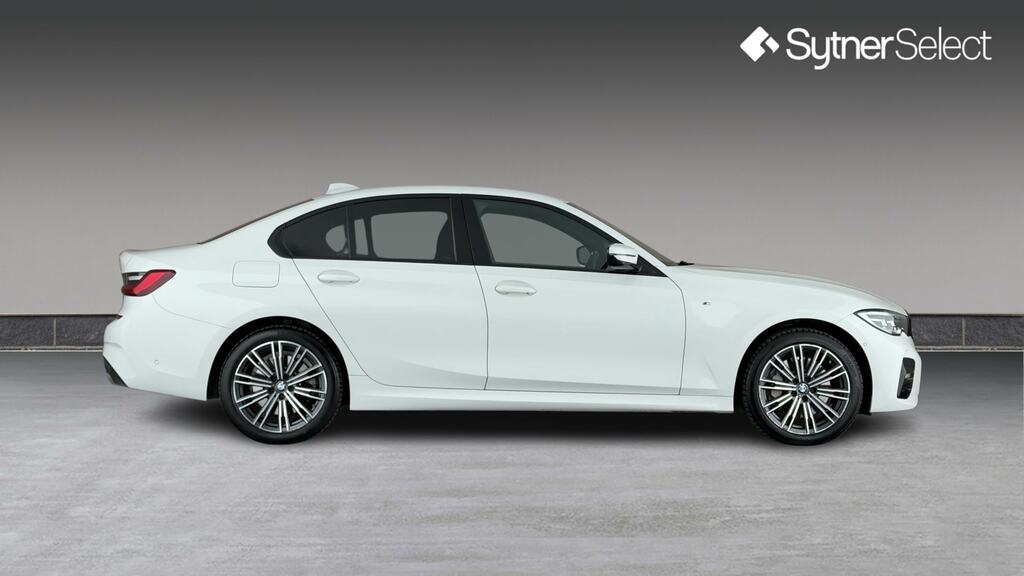 BMW 3 Series 330E M Sport BK70MMX White #3