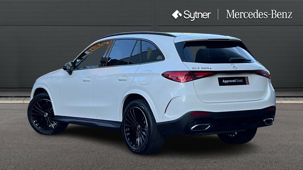 Mercedes-Benz GLC Class Glc 300E 4Matic Urban Edition 9G-tronic KP75OCH White #2