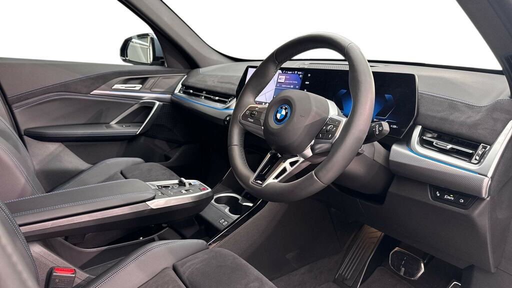 BMW iX1 150Kw Edrive20 Shadow Edition 65Kwh EK26UDO Blue #6