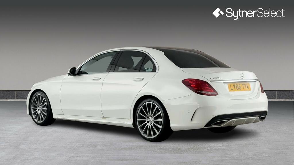 Mercedes-Benz C Class C250d Amg Line Premium Plus LY65TYV White #2