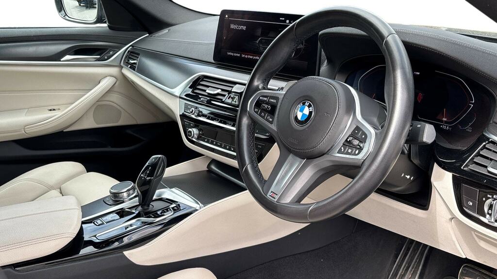 BMW 5 Series 520D Mht M Sport Step RV23XLP Black #6