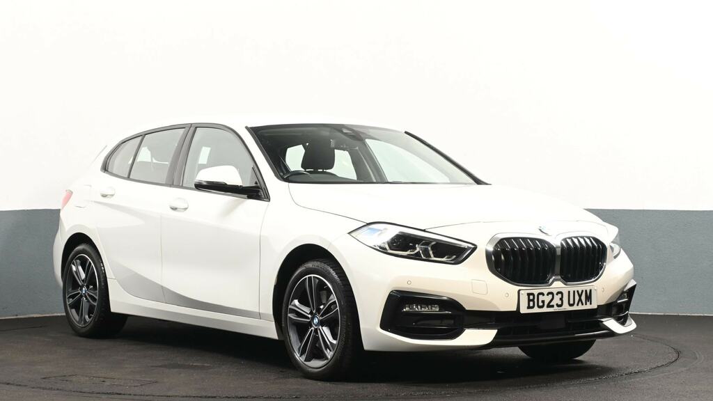 BMW 1 Series 118I 136 Sport Live Cockpit Professional White