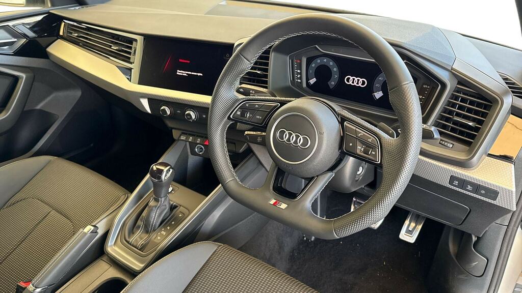 Audi A1 35 Tfsi Black Edition S Tronic YK26HHW White #6