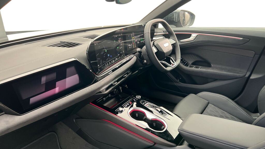 Audi A6 Avant 2.0 E-hybrid Quattro 299 Edition 1 S Tronic FN26APZ Grey #2