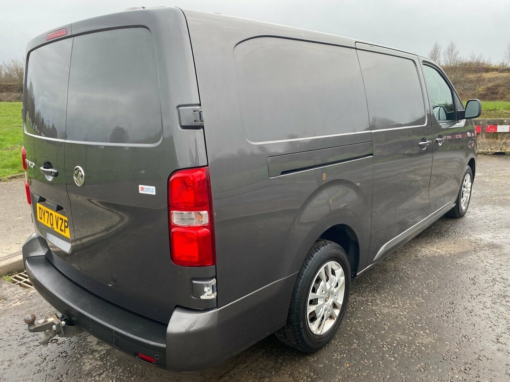 Vauxhall Vivaro 1.5L Sportive DY70VZP Grey #3