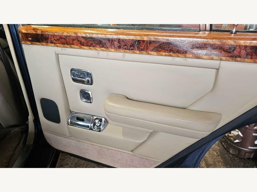 Rolls-Royce Silver Spirit Unspecified White #53