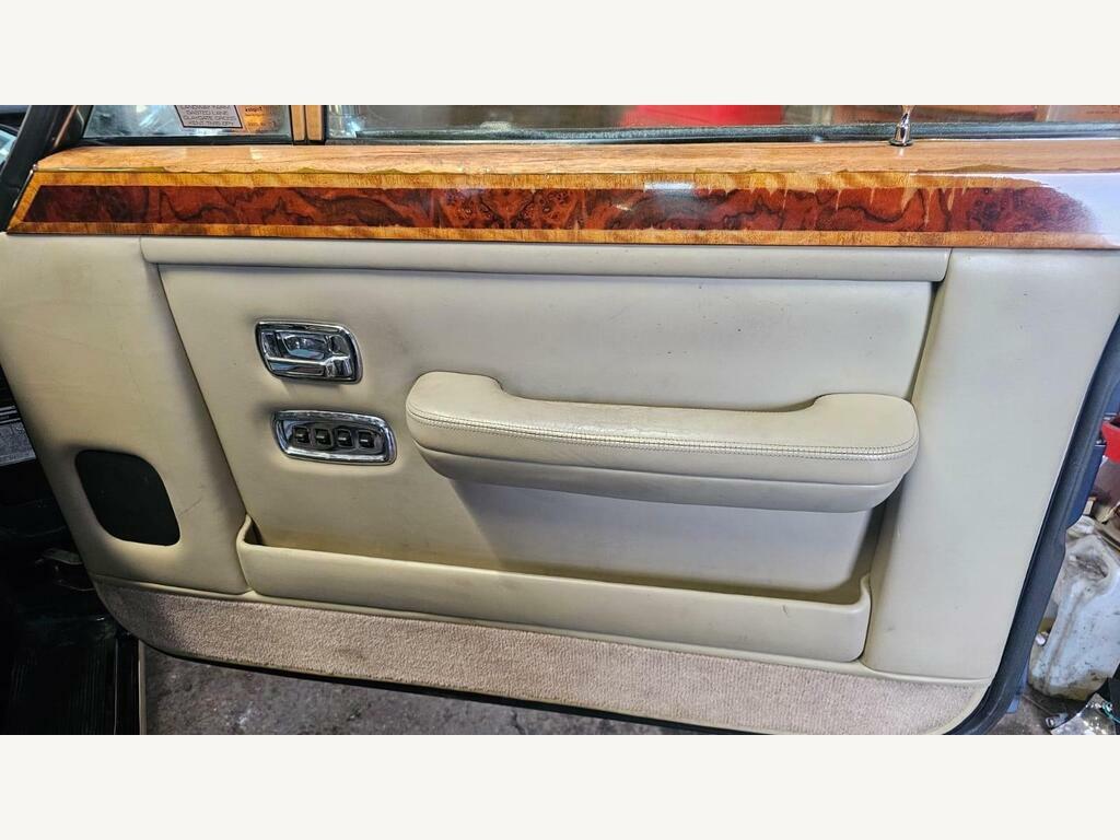 Rolls-Royce Silver Spirit Unspecified White #52