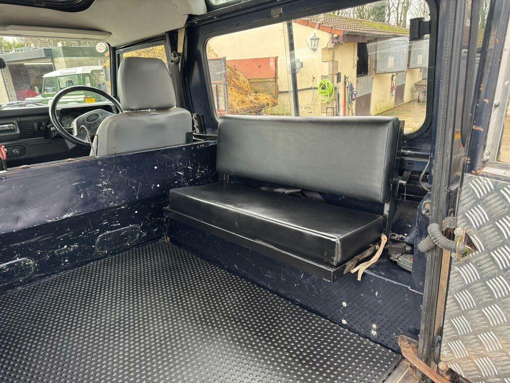 Land Rover Defender 90 90 Hard-top Td5 120 Green #79