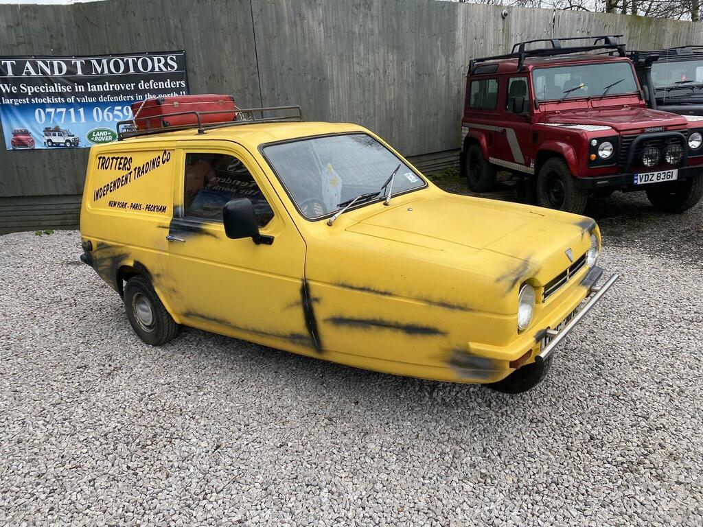 Reliant Regal 0.9 DC03IOS Yellow #2