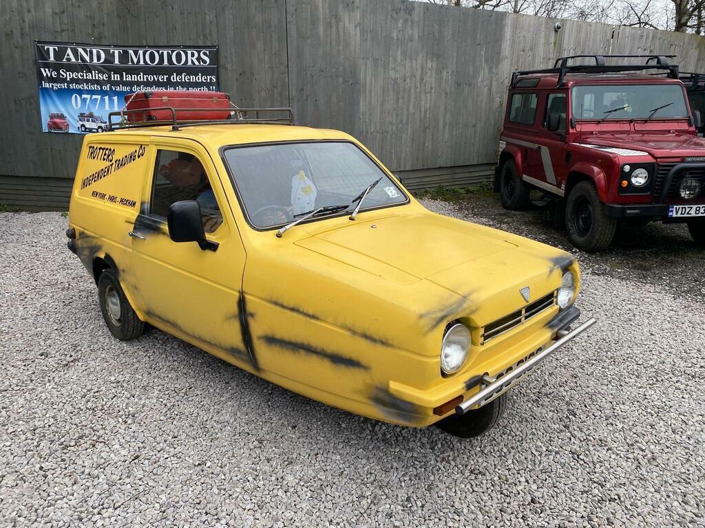 Reliant Regal 0.9 DC03IOS Yellow #4