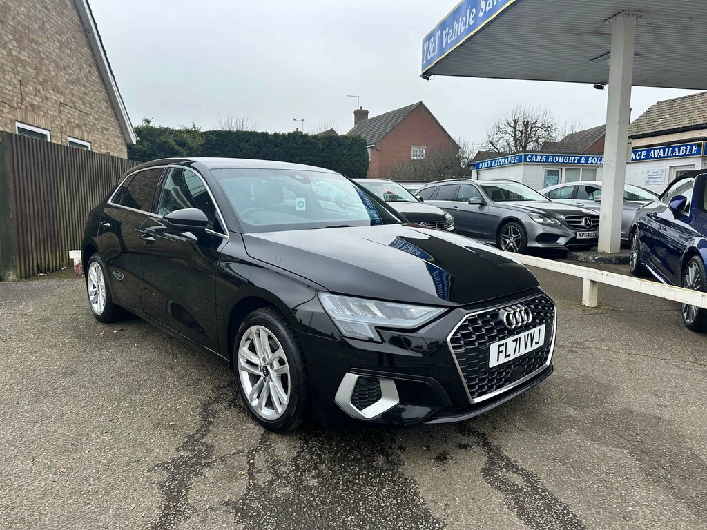 Audi A3 Sportback 40 Tfsi E Sport FL71VVJ Black #3