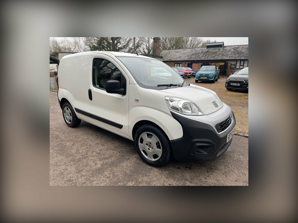 Fiat Fiorino 1.3 Multijetii Tecnico Car Derived Van White #2