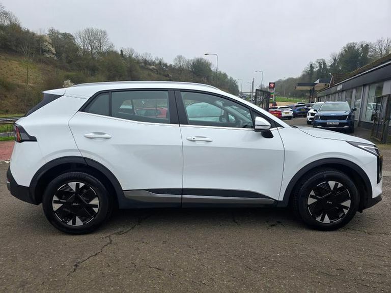 Kia Sportage 1.6T Gdi Hev Pure GX75UYW White #2