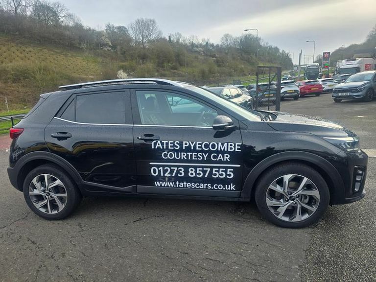 Kia Stonic 1.0T Gdi 98 Gt-line Dct GY75DNU Black #2