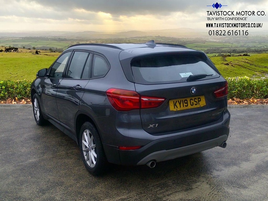 BMW X1 2L Se KY19GSP Grey #5