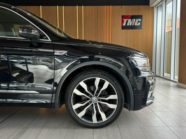 Volkswagen Tiguan 2020 2.0 Tdi R-line Tech Suv Dsg Euro 6 PL69LZD Black #6