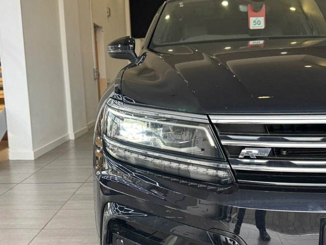 Volkswagen Tiguan 2020 2.0 Tdi R-line Tech Suv Dsg Euro 6 PL69LZD Black #5