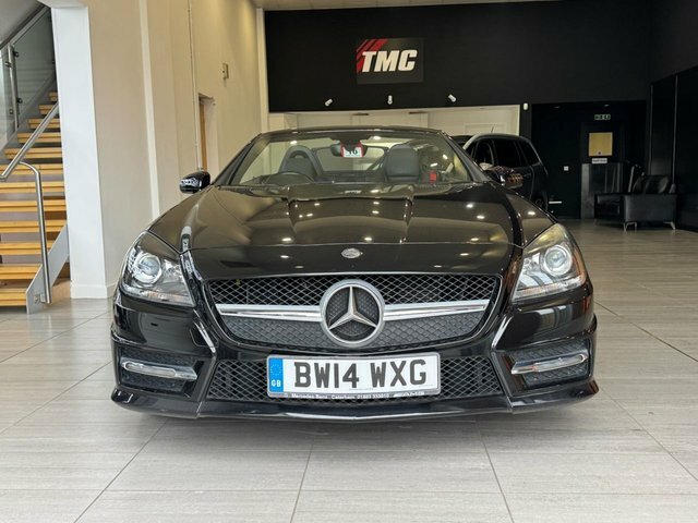 Mercedes-Benz SLK 2014 1.8 Slk200 Amg Sport Convertible G Black #3