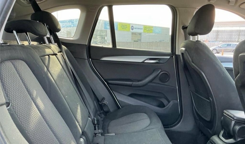 BMW X1 2L Se NA17VMF White #6