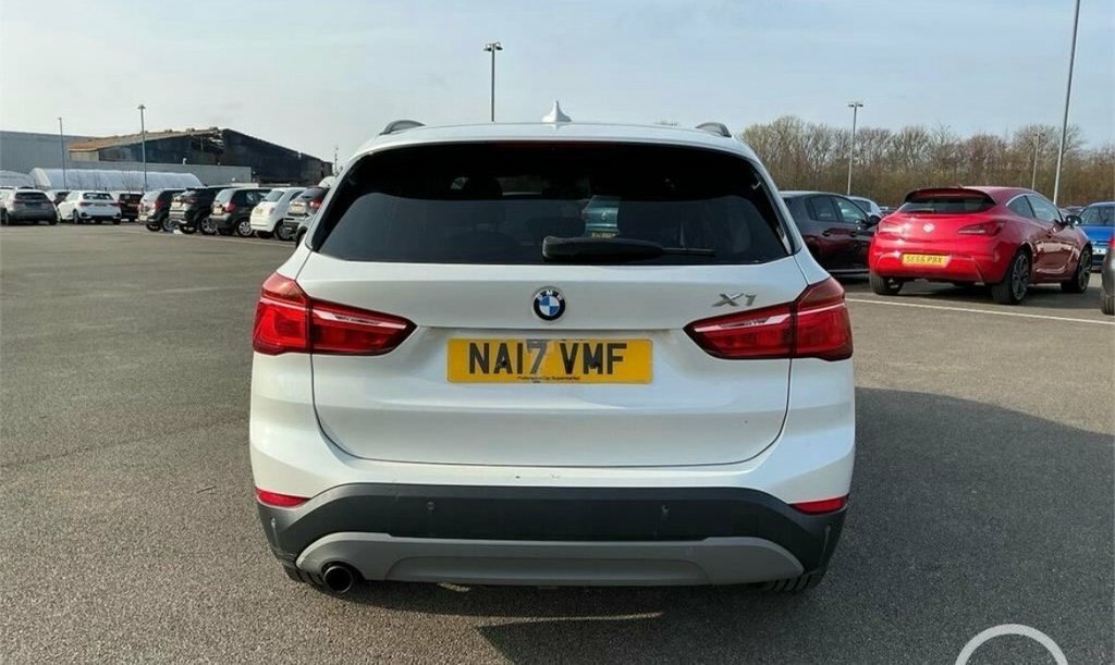 BMW X1 2L Se NA17VMF White #4