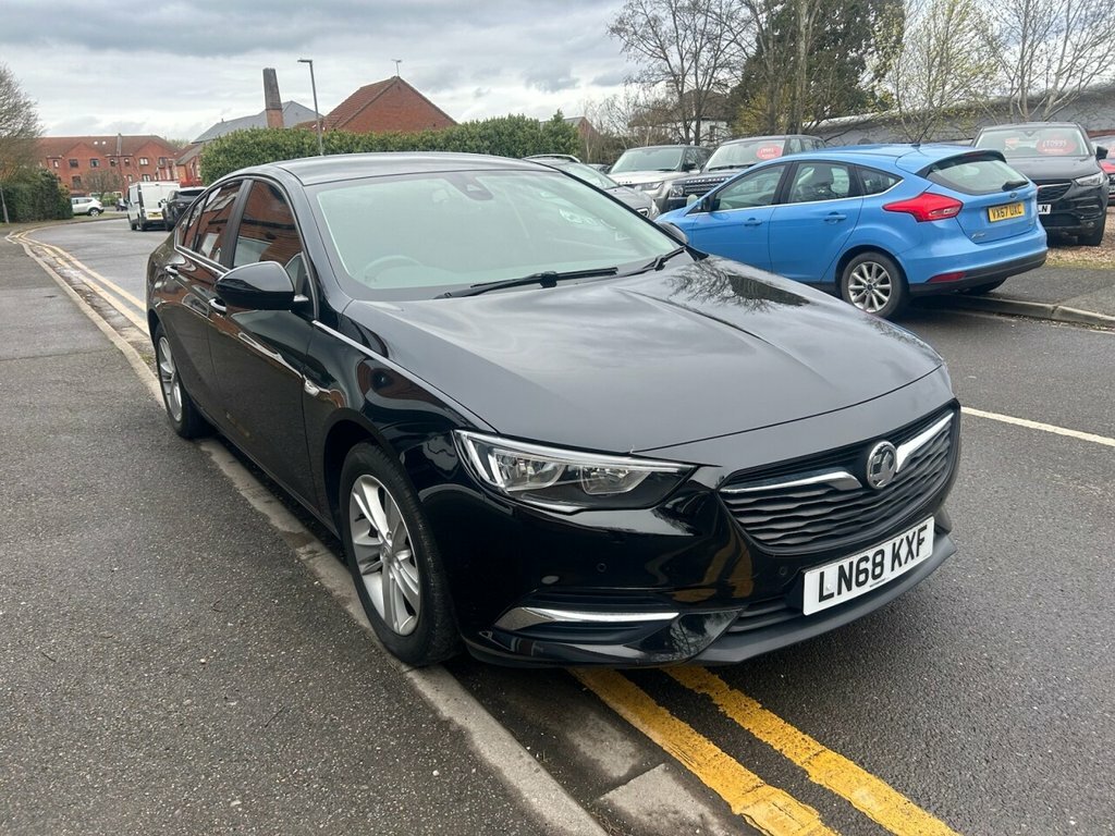 Vauxhall Insignia 1.5L Design Nav Black #4