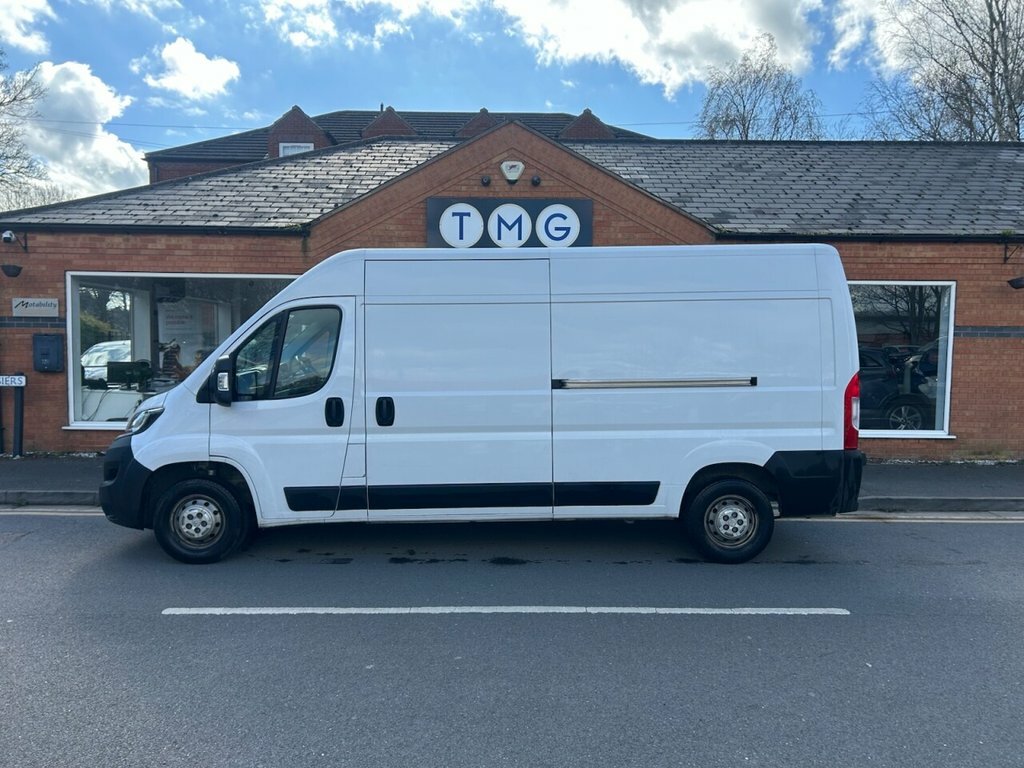 Citroen Relay 2.2L Enterprise White
