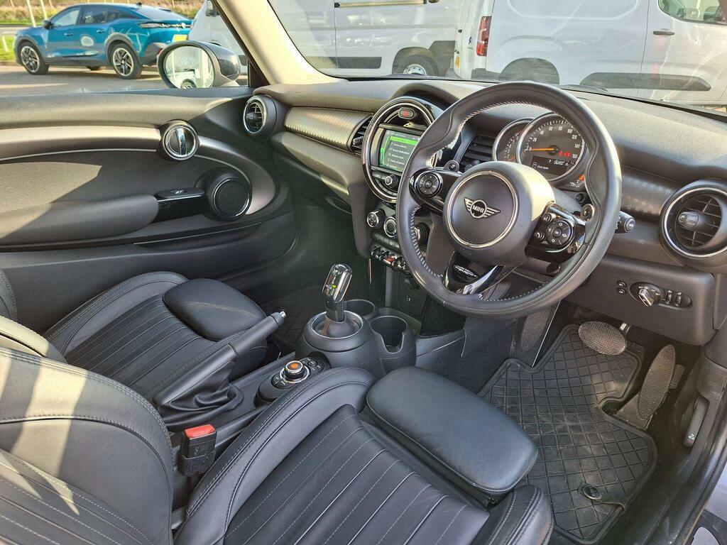 Mini Hatch 2.0 Cooper S Exclusive Steptronic Euro 6 Ss YG69NSE Silver #3