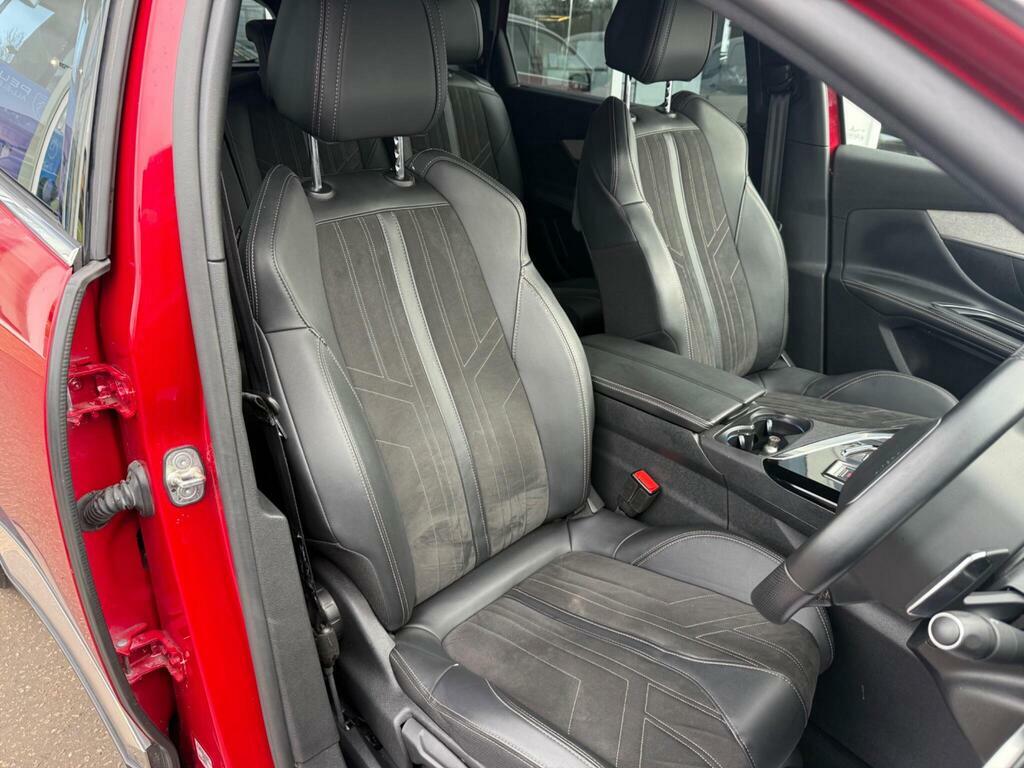 Peugeot 5008 1.2 Puretech Gt Premium Eat Euro 6 Ss LO71WLZ Red #3
