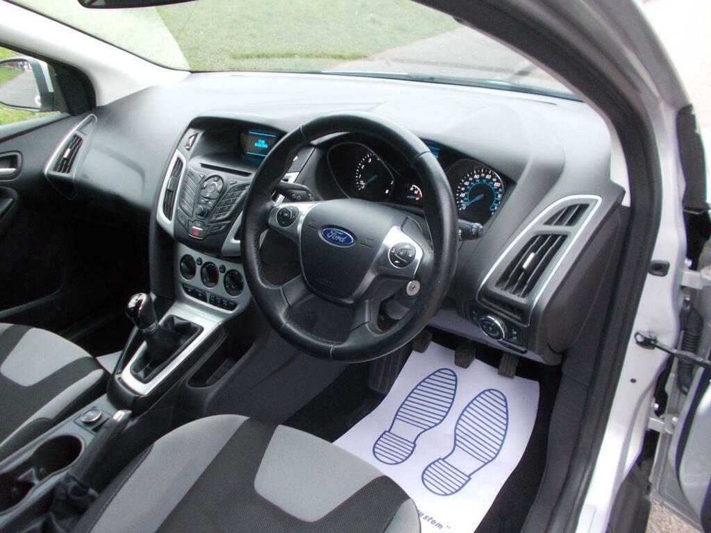 Ford Focus 1.0T Ecoboost Zetec Euro 5 S S BK64UCB Silver #5