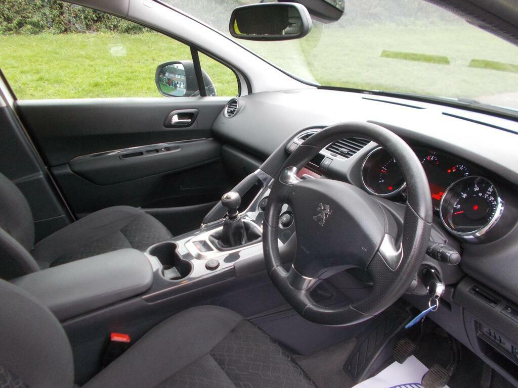 Peugeot 3008 1.6 Hdi Active Euro 5 PK64GXC White #5