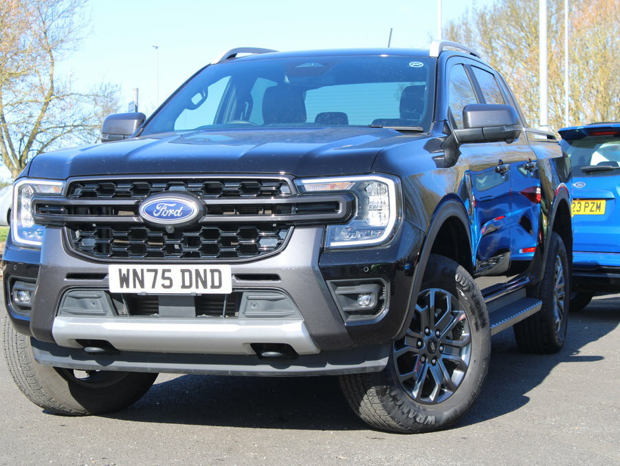 Ford Ranger Pick Up Double Cab Wildtrak 2.0 Ecoblue 205 WN75DND Black #2