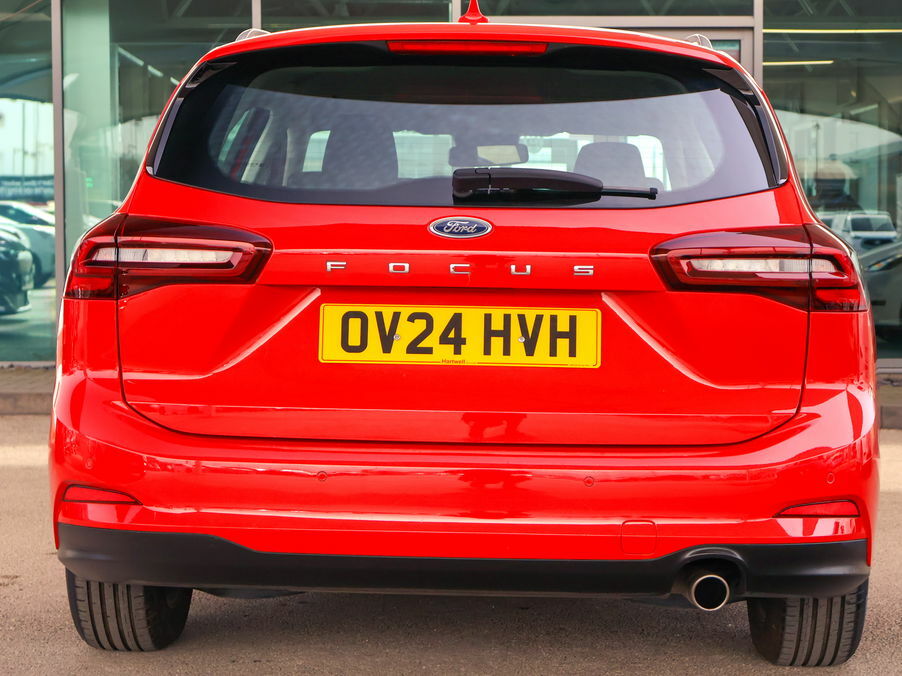 Ford Focus 1.0 Ecoboost Hybrid Mhev 155 Titanium Red #4