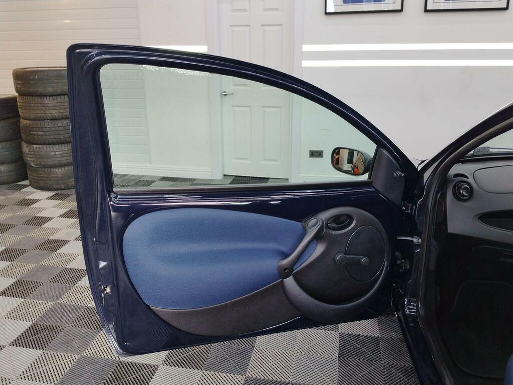 Ford KA 1.3L Null Red #16