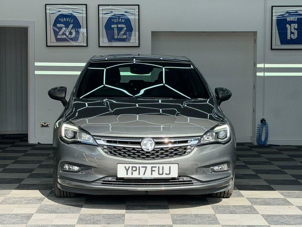 Vauxhall Astra Hatchback 1.4I Turbo Sri Nav Euro 6 Ss YP17FUJ Grey #2