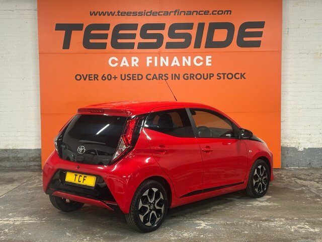 Toyota Aygo Vvt-i X-trend Hatchback LY21XLL Red #2