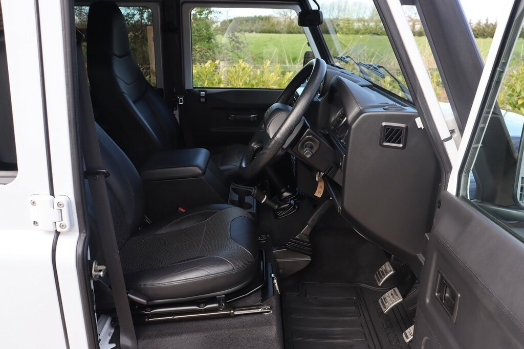 Land Rover Defender 110 110 2.2 Tdci Adventure Station Wagon #5