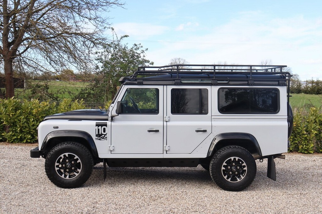 Land Rover Defender 110 110 2.2 Tdci Adventure Station Wagon #4