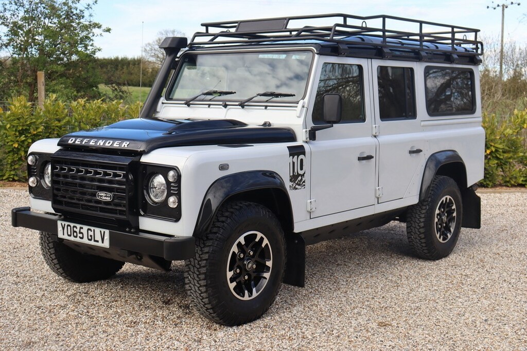 Land Rover Defender 110 110 2.2 Tdci Adventure Station Wagon #2