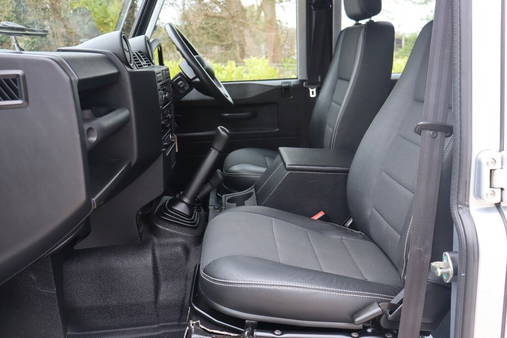 Land Rover Defender 110 110 2.2 Tdci Xs Utility Wagon AU14USM #6