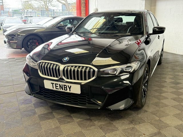 BMW 3 Series Automatic HN72VZU Black #2
