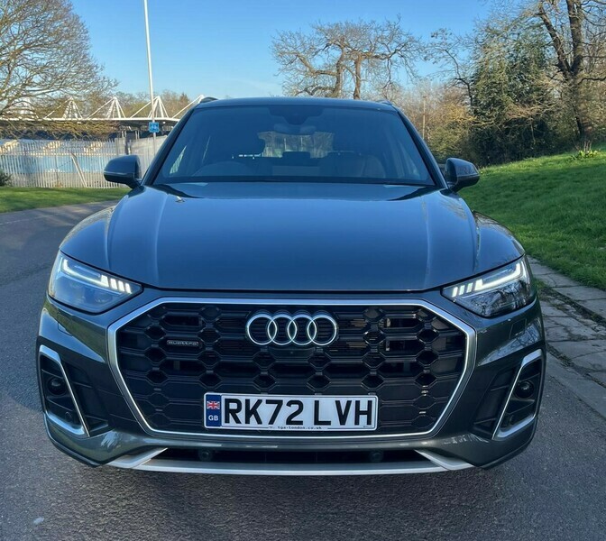 Audi Q5 Tfsi E S Line Grey