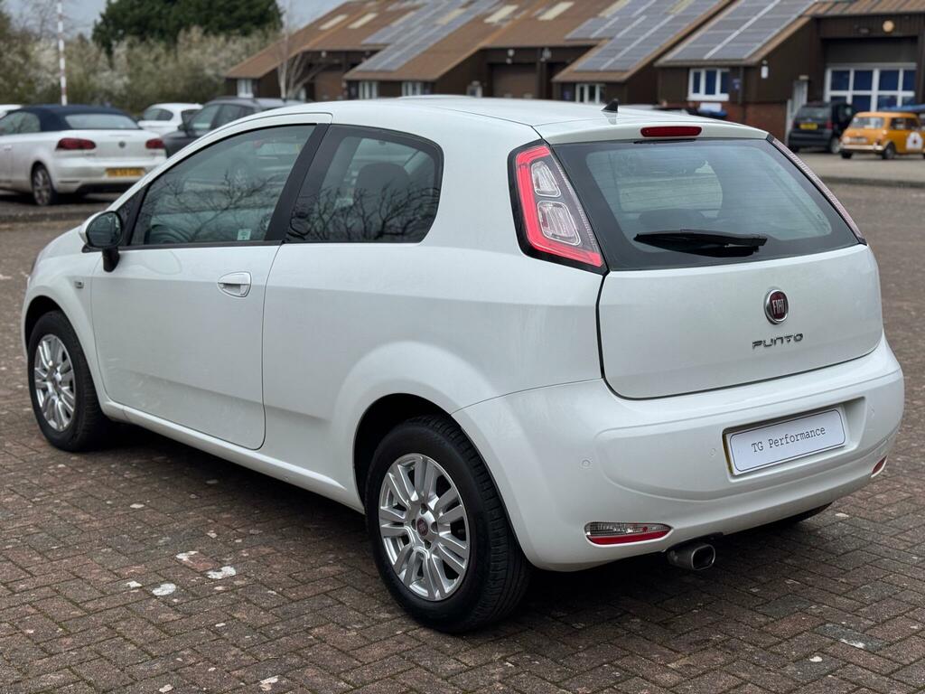 Fiat Punto 1.2 Easy Euro 5  White #2