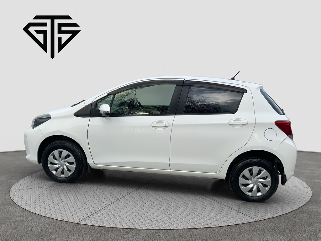 Toyota Yaris Vvt-i Icon M-drive S White #6