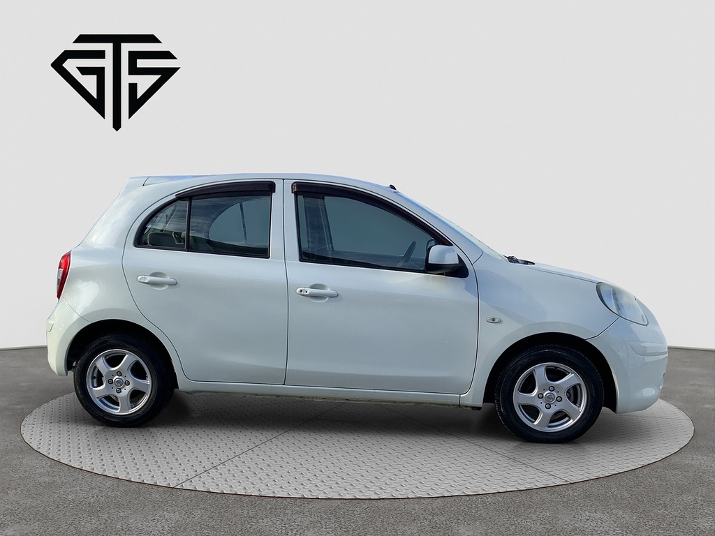 Nissan Micra Visia White #2
