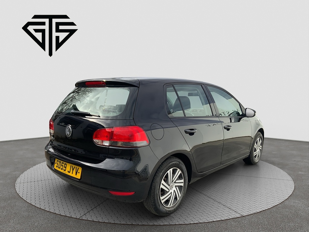 Volkswagen Golf S Black #3