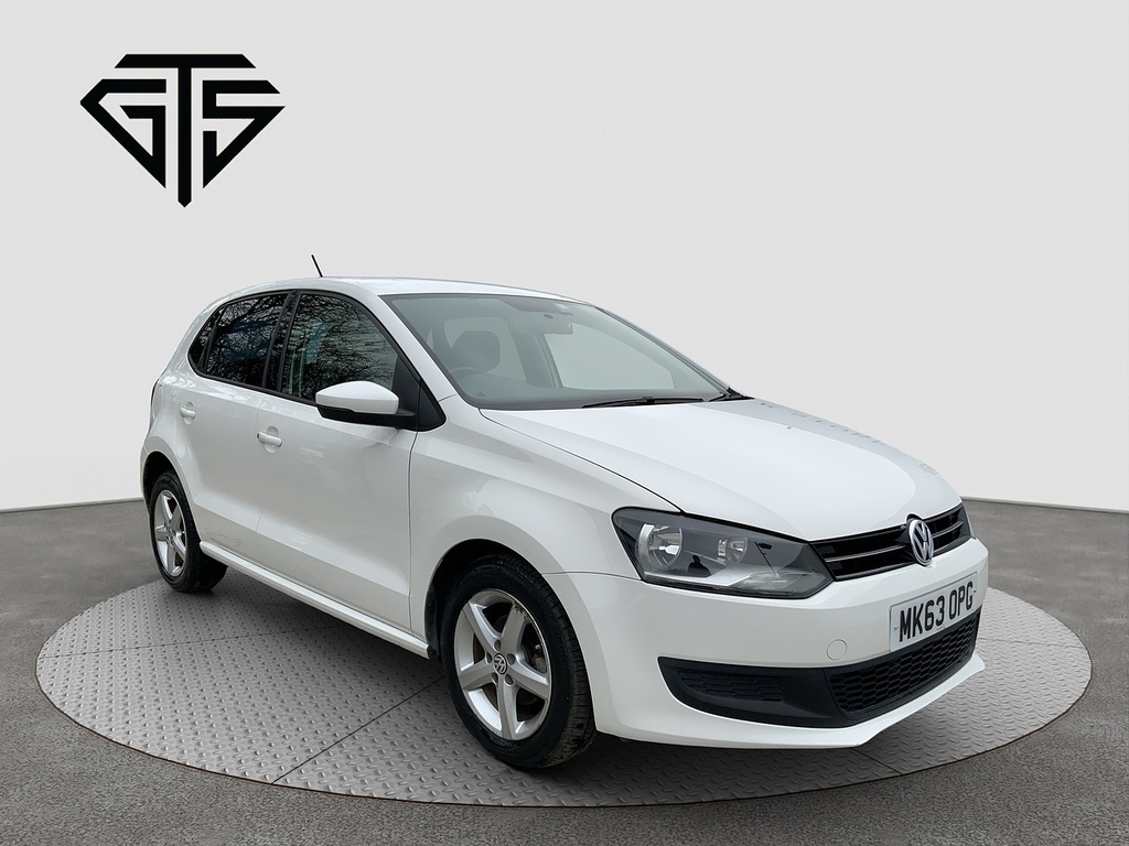 Volkswagen Polo Tsi White
